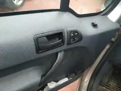 Veicolo di demolizione ford tourneo connect (tc7) kombi b. corta (2006->) dell'anno 2007 alimentato r3pa