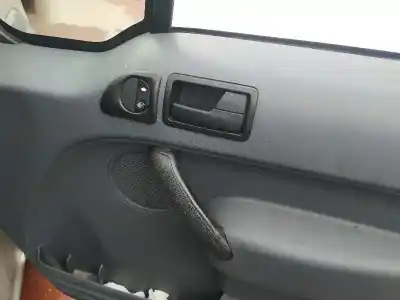 Veicolo di demolizione ford tourneo connect (tc7) kombi b. corta (2006->) dell'anno 2007 alimentato r3pa