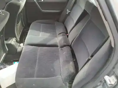 Sloopvoertuig audi a6 berlina (c4) 2.5 tdi van het jaar 1995 aangedreven afb