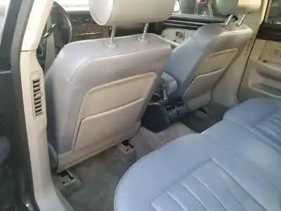 Veicolo di demolizione audi a8 (d2) 4.2 quattro dell'anno 1994 alimentato abz