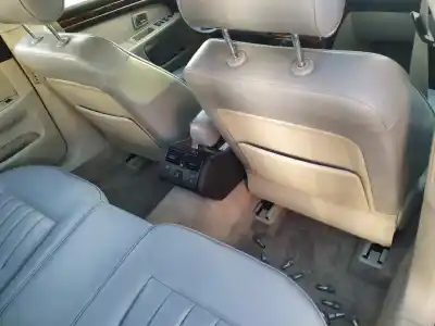 Veicolo di demolizione audi a8 (d2) 4.2 quattro dell'anno 1994 alimentato abz