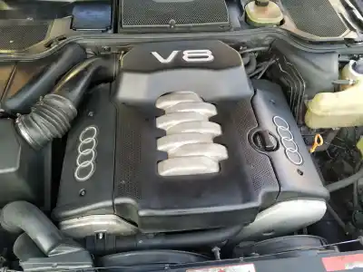 Veicolo di demolizione audi a8 (d2) 4.2 quattro dell'anno 1994 alimentato abz