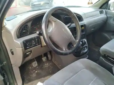 Veicolo di demolizione kia carnival 2.9 turbodiesel cat dell'anno 1999 alimentato j3