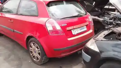 Sloopvoertuig fiat stilo multi wagon (192) 1.6 16v van het jaar 2002 aangedreven 182b6000