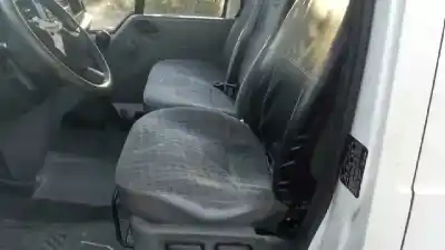 Veículo de Sucata ford transit combi ´06 ft 300 largo do ano 2009 alimentado qvfa