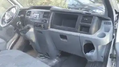 Veículo de Sucata ford transit combi ´06 ft 300 largo do ano 2009 alimentado qvfa