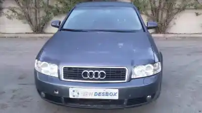 Veículo de Sucata audi a4 berlina (8e) 1.9 tdi (96kw) do ano 2003 alimentado awx