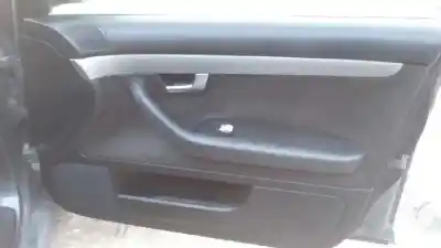 Veículo de Sucata audi a4 berlina (8e) 1.9 tdi (96kw) do ano 2003 alimentado awx