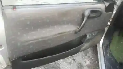 Sloopvoertuig opel corsa b 1.7 diesel van het jaar 1998 aangedreven x17d