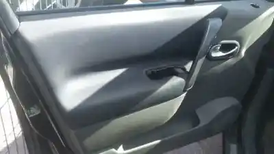 Veículo de Sucata renault scenic ii 1.5 dci diesel do ano 2006 alimentado k9kp732