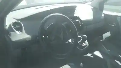 Veículo de Sucata renault scenic ii 1.5 dci diesel do ano 2006 alimentado k9kp732