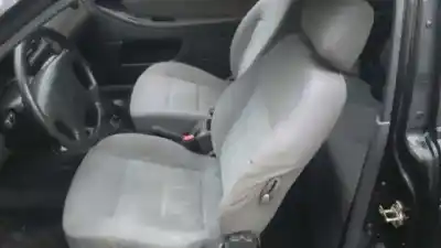 Veicolo di demolizione daewoo lanos 1.4 cat dell'anno 2002 alimentato a13sms