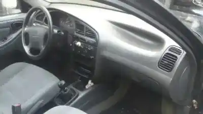 Veicolo di demolizione daewoo lanos 1.4 cat dell'anno 2002 alimentato a13sms