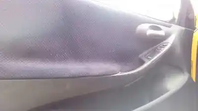 Veículo de Sucata fiat stilo multi wagon (192) 1.6 16v do ano 2002 alimentado 182b6000