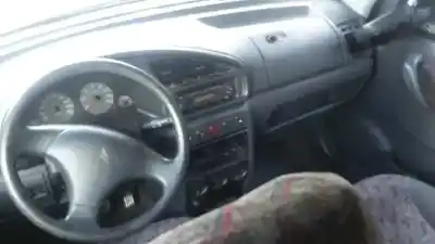 Veículo de Sucata citroen berlingo 2.0 hdi 600 furg. do ano 2000 alimentado rhy