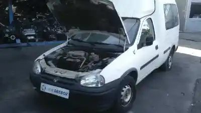 Veículo de Sucata opel combo 1.4 16v do ano 1997 alimentado x17d