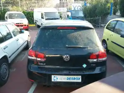 Sloopvoertuig volkswagen golf vi (5k1) sport van het jaar 2009 aangedreven cavd