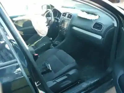 Sloopvoertuig volkswagen golf vi (5k1) sport van het jaar 2009 aangedreven cavd