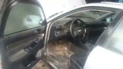 Veículo de Sucata audi a4 berlina (8e) 2.5 v6 24v tdi do ano 1998 alimentado afb