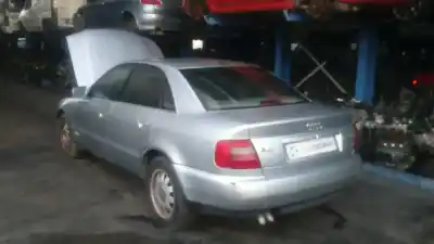 Veículo de Sucata audi a4 berlina (8e) 2.5 v6 24v tdi do ano 1998 alimentado afb