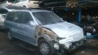 Veicolo di demolizione KIA CARNIVAL II 2.9 CRDi CAT dell'anno 2003 alimentato J3