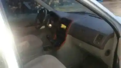 Veicolo di demolizione kia carnival ii 2.9 crdi cat dell'anno 2003 alimentato j3