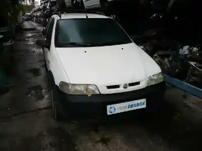 Véhicule à la ferraille FIAT STRADA (278) 1.9 JTD CAT de l'année 2005 alimenté 188A2000