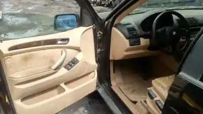 Veicolo di demolizione bmw x5 (e53) 3.0i dell'anno 2002 alimentato m54306s3