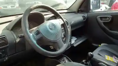 Veicolo di demolizione opel combo cargo dell'anno 2005 alimentato z13dt