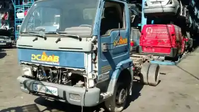 Véhicule à la ferraille NISSAN CABSTAR E de l'année 2000 alimenté BD30D