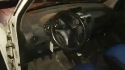 Veículo de Sucata peugeot partner (s2) combi pro do ano 2004 alimentado wjydw8b