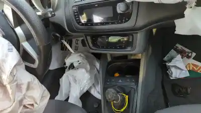 Veículo de Sucata seat ibiza (6j5) good stuff do ano 2008 alimentado bxw