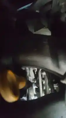 Véhicule à la ferraille nissan cabstar 3.0 turbo de l'année 2001 alimenté bd30ti