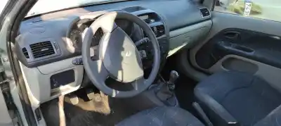 Утилизация автомобиля renault clio ii fase ii (b/cb0) authentique года 2002 питание k9k b7