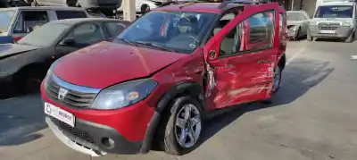 Veículo de Sucata dacia sandero ambiance do ano 2011 alimentado k7m710