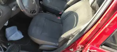 Veículo de Sucata dacia sandero ambiance do ano 2011 alimentado k7m710