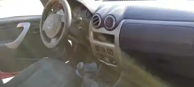 Veículo de Sucata dacia sandero ambiance do ano 2011 alimentado k7m710