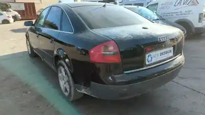 Sloopvoertuig audi a6 berlina (4b2) 2.5 tdi quattro van het jaar 2004 aangedreven ake