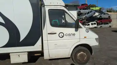 Veicolo di demolizione mercedes-benz sprinter caja abierta/doble cab. (serie 901-904) 412 d (904.412-413) dell'anno 1998 alimentato 602980