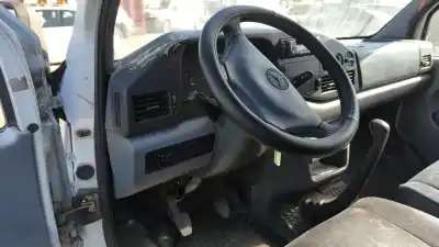 Veicolo di demolizione mercedes-benz sprinter caja abierta/doble cab. (serie 901-904) 412 d (904.412-413) dell'anno 1998 alimentato 602980