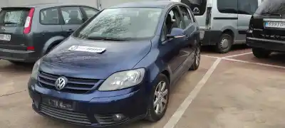 Veículo de Sucata volkswagen golf plus (521) advance do ano 2005 alimentado bkd