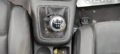 Veículo de Sucata volkswagen golf plus (521) advance do ano 2005 alimentado bkd