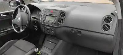 Veículo de Sucata volkswagen golf plus (521) advance do ano 2005 alimentado bkd