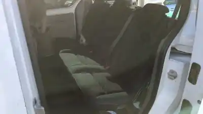 Veicolo di demolizione renault kangoo authentique dell'anno 2010 alimentato k9k800