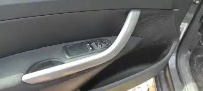 Veículo de Sucata peugeot 308 confort do ano 2008 alimentado 9hx