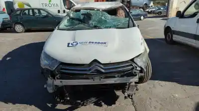 Veículo de Sucata citroen c4 lim. sport do ano 2014 alimentado 8f01