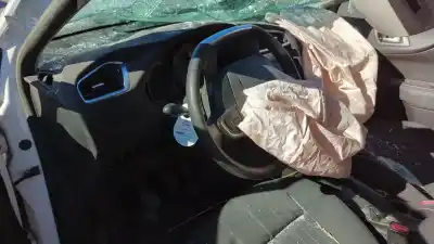 Veículo de Sucata citroen c4 lim. sport do ano 2014 alimentado 8f01