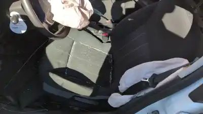 Veículo de Sucata citroen c4 lim. sport do ano 2014 alimentado 8f01