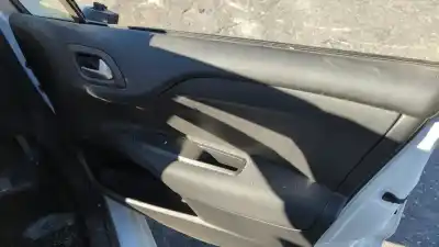 Veículo de Sucata citroen c4 lim. sport do ano 2014 alimentado 8f01