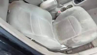 Veicolo di demolizione kia cerato 1.5 lx crdi berlina dell'anno 2007 alimentato d4fb